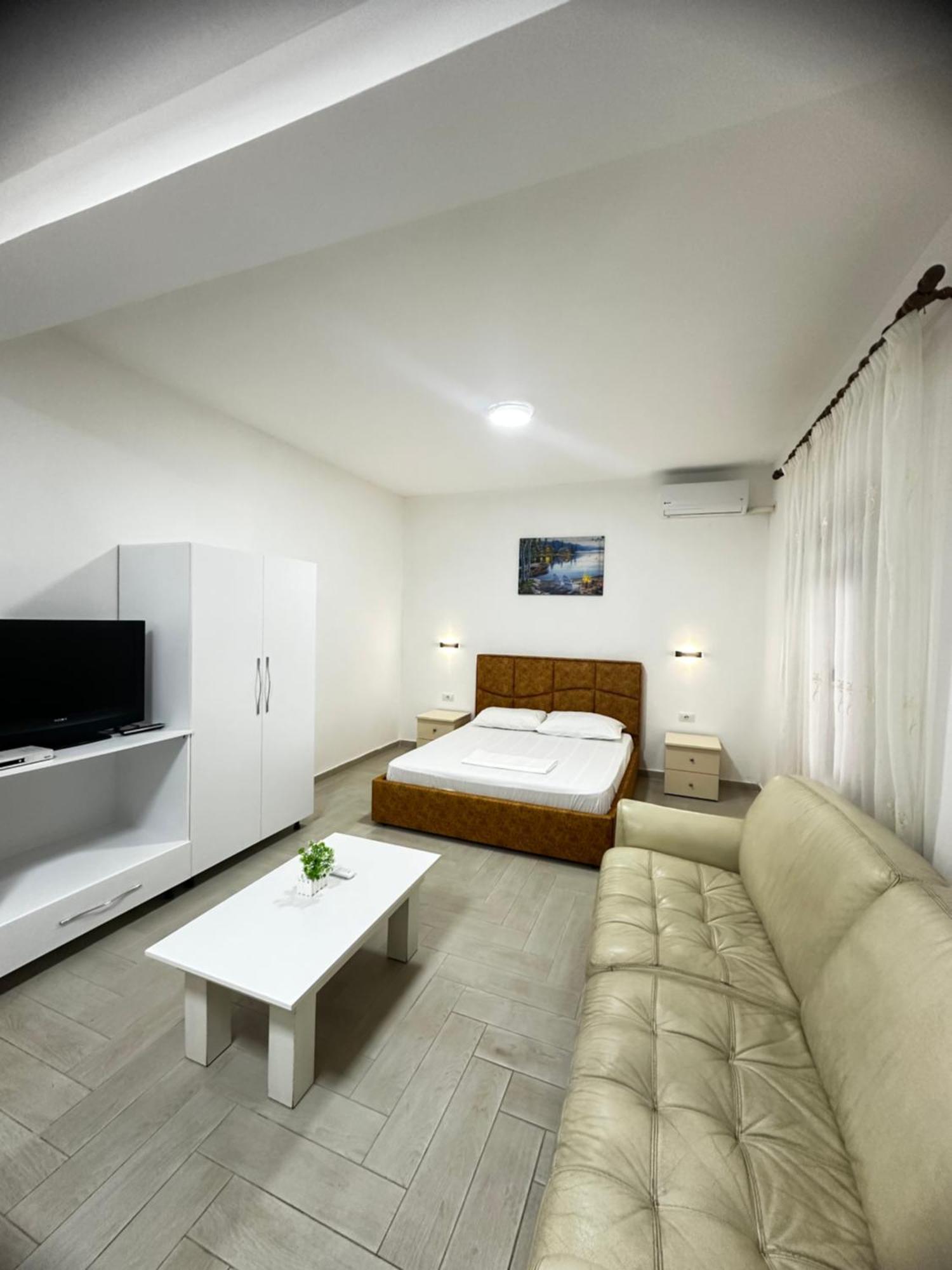 Blue Apartments Vlorë Extérieur photo